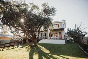 Photo of the outside of the Drift Culburra house
